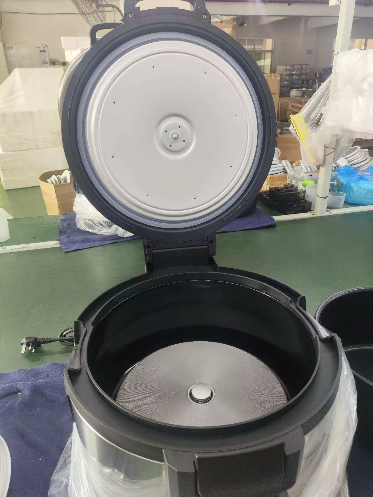 Panela de arroz comercial com  - Commercial Rice Cooker avaliação e preço